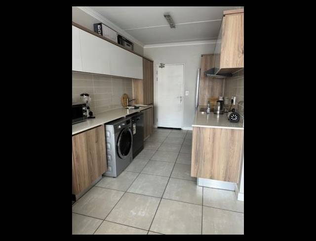 1 BEDROOM APARTMENT FOR SALE IN BLYDE RIVERWALK ESTATE